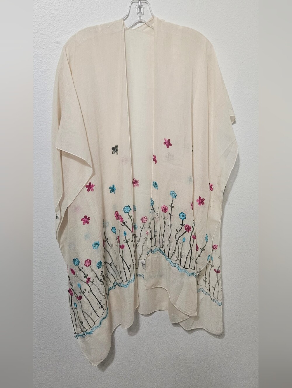 Embroidered Floral Kimono Wrap - Cream with Pink & Blue Accents
